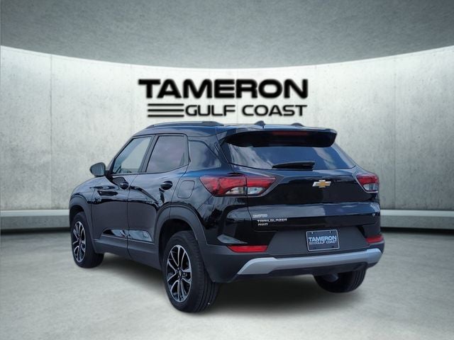 2025 Chevrolet TrailBlazer — rear three-quarter view